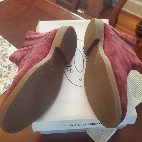 Steve Madden Men's Suede Boots - Picture 6 of 10